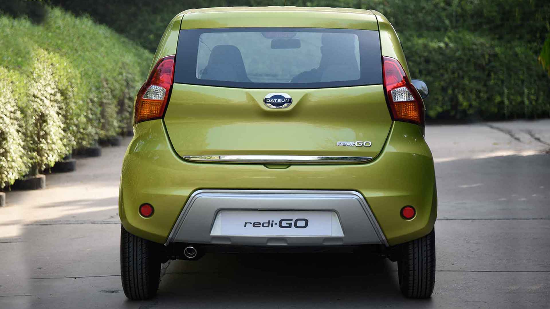 Datsun Redigo 2016 Std Exterior