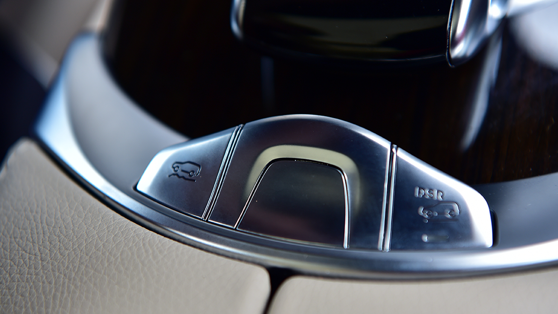 Mercedes-Benz GLC 2016 Edition 1 Interior