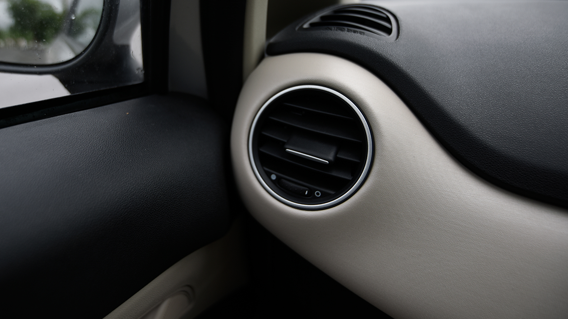 Fiat Linea 125 s 2016 T Jet Emotion Interior