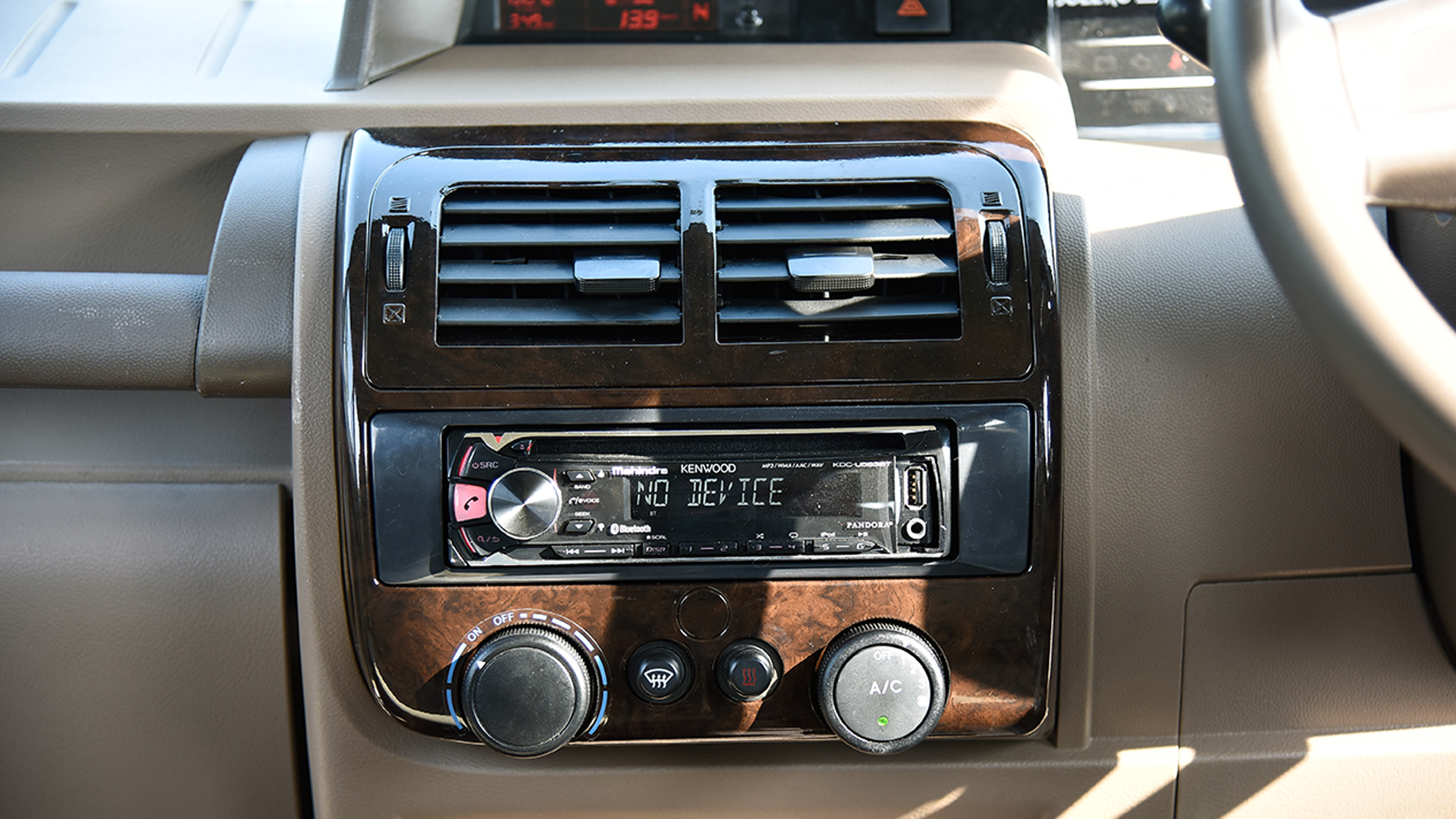 Mahindra Bolero 2016 Power Sle Interior Car Photos Overdrive