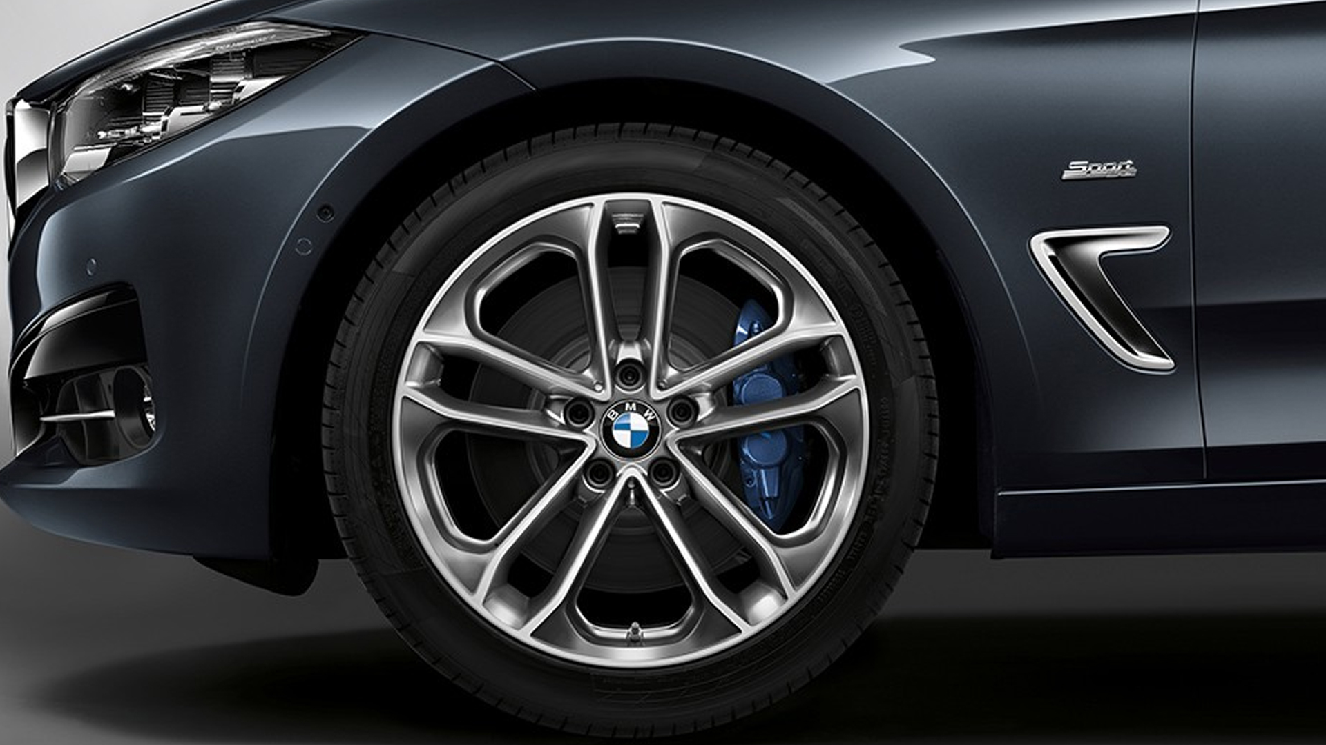 BMW 3 series 2016 330i GT Luxury Line Exterior