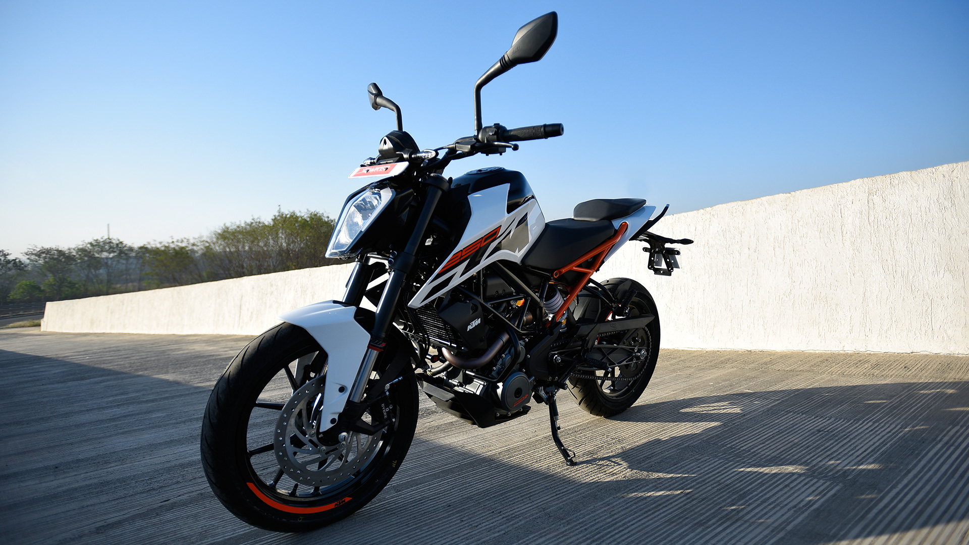 Ktm 250 Duke 2017 Price Mileage Reviews Specification Gallery