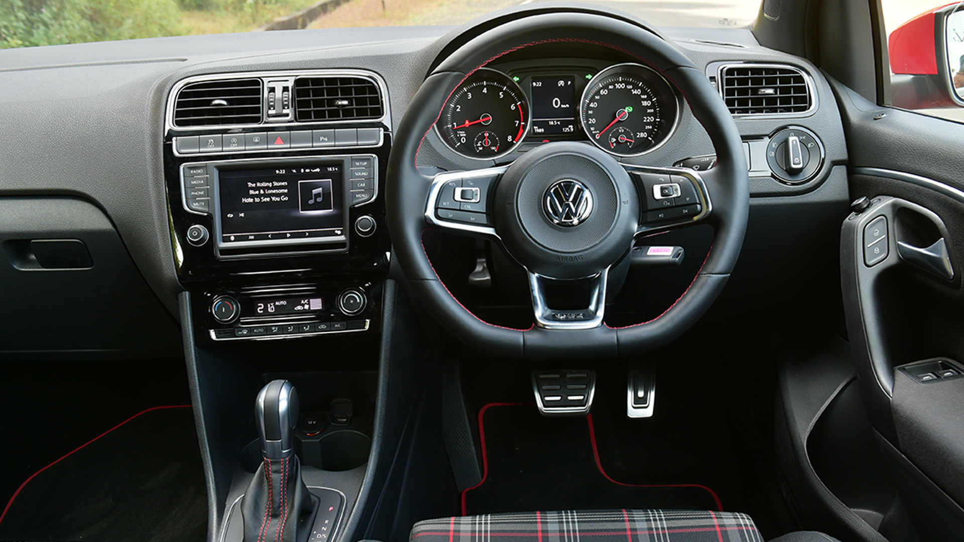 Volkswagen Polo 2017 GTI Interior