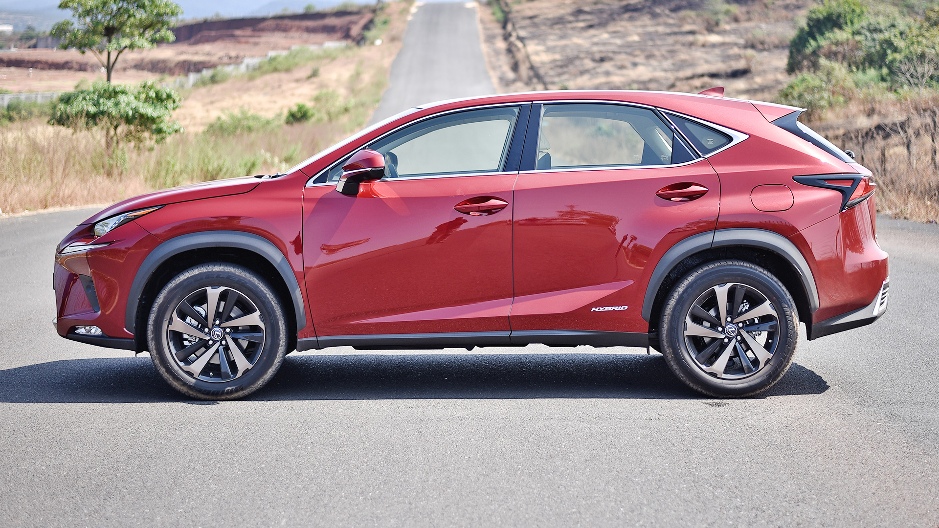 Lexus NX300h 2018 STD Exterior Car Photos - Overdrive