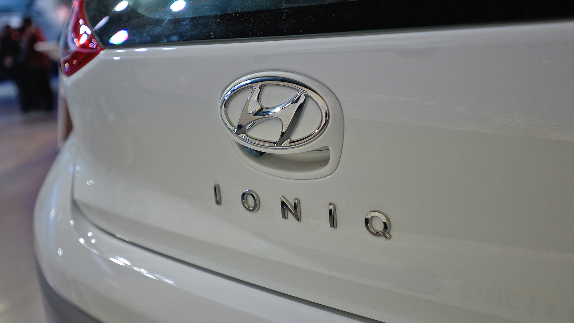 Hyundai Ioniq 2018 STD Exterior