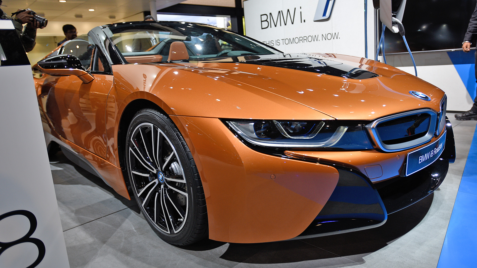 BMW i8 2018 - Price, Mileage, Reviews 