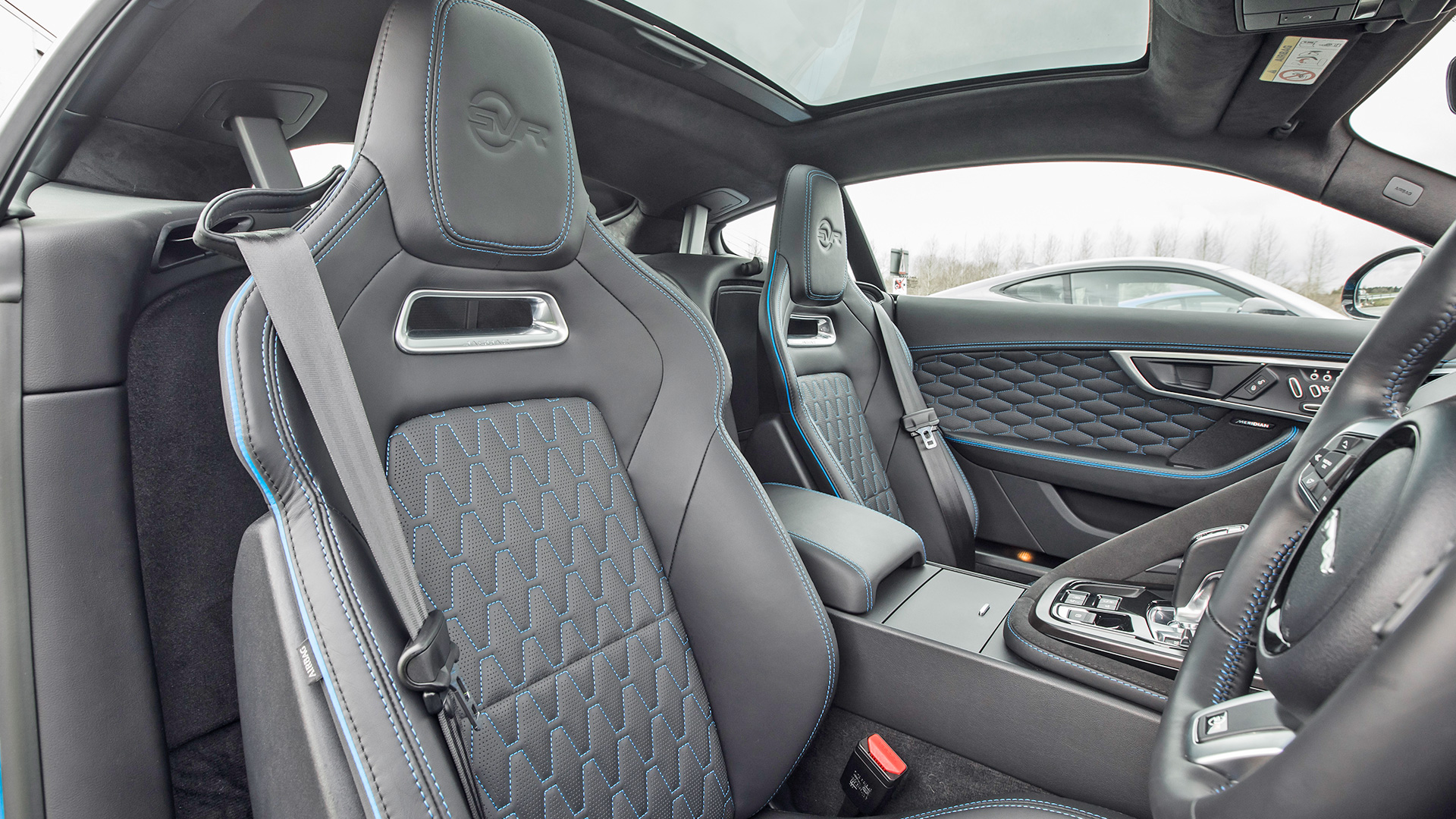 Jaguar F Type 2018 SVR Interior