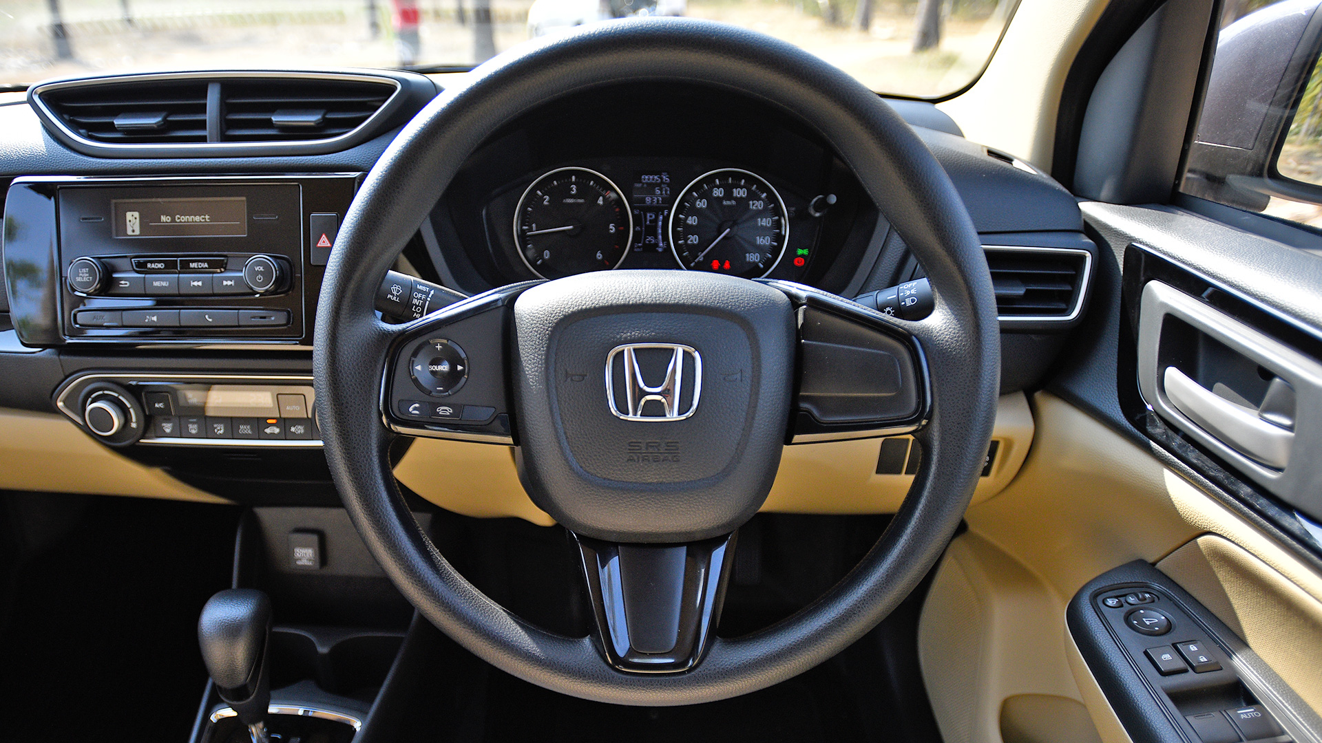 Honda Amaze 2018 V CVT Interior