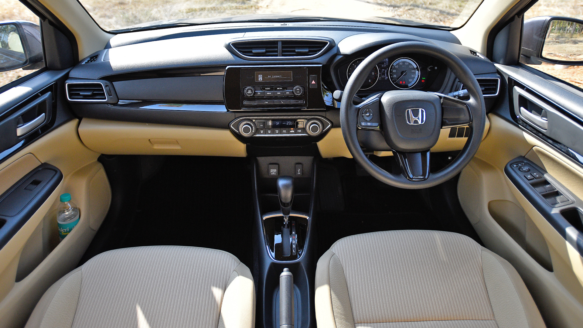 Honda Amaze 2018 V CVT Interior