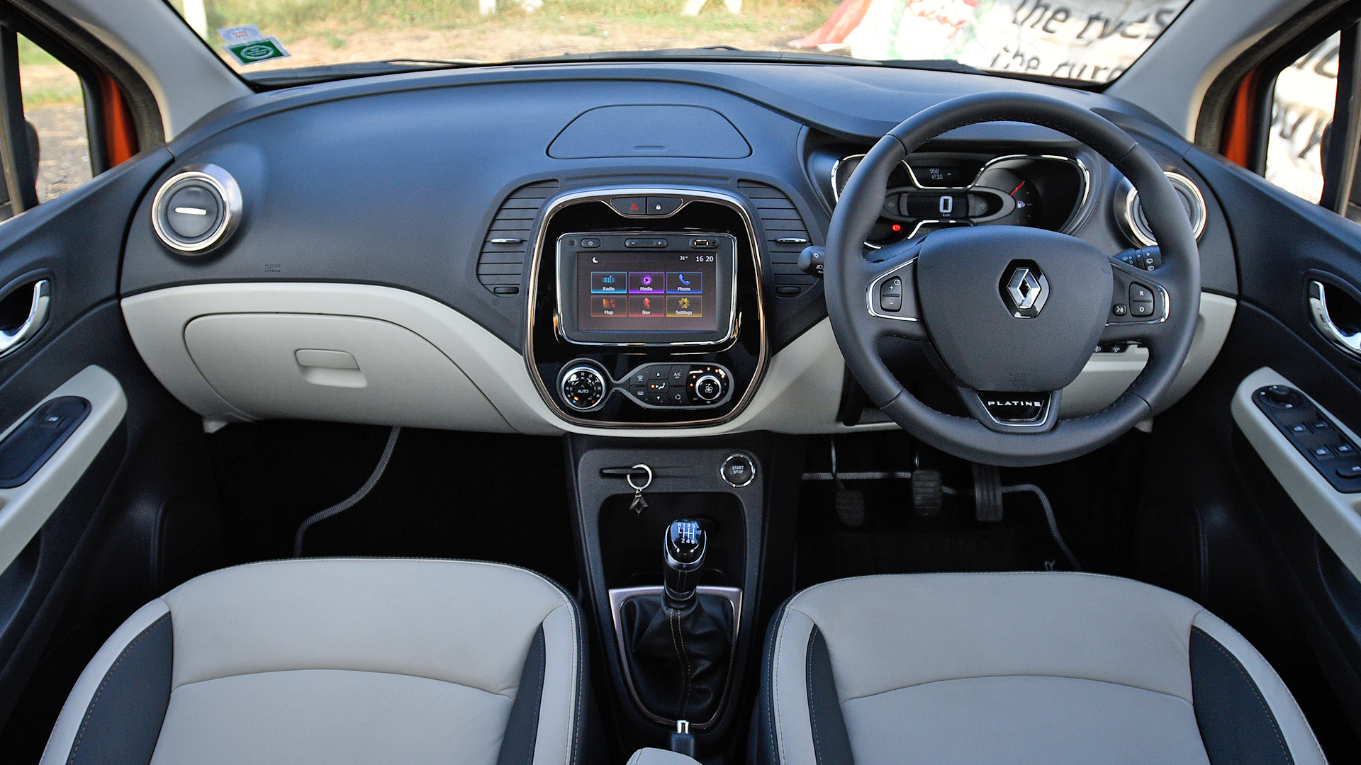 Renault Captur 2018 Petrol Rxt Interior Car Photos Overdrive