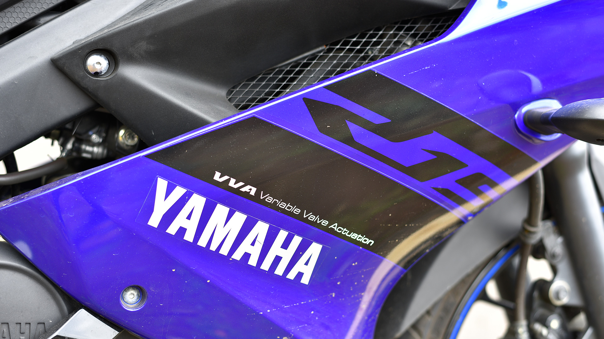 Yamaha YZF-R15 V3.0 2018 STD
