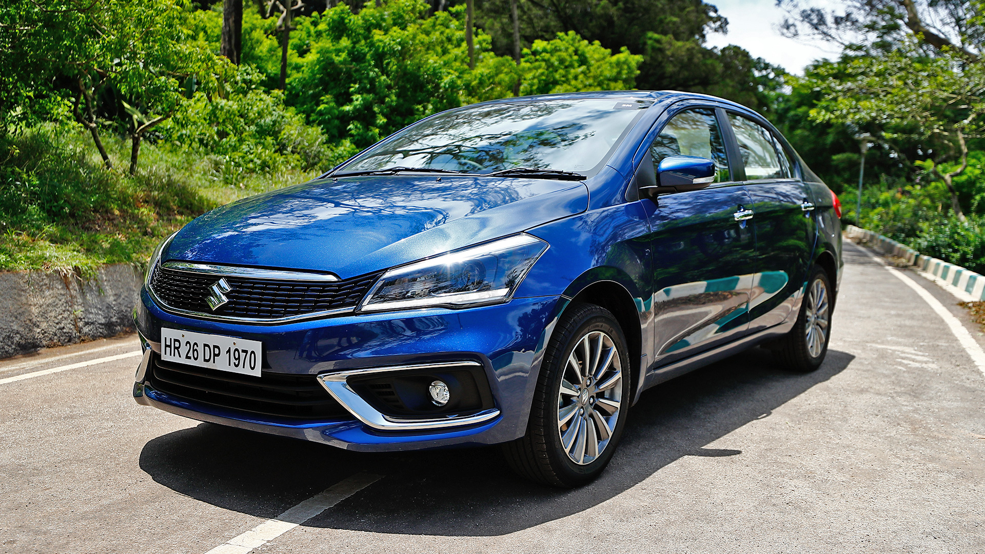 Maruti Suzuki Ciaz 2018 Zeta Petrol AT Exterior Car Photos - Overdrive