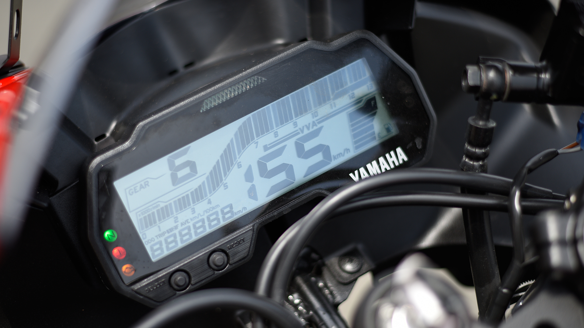Yamaha YZF-R15 V3.0 2018 Compare