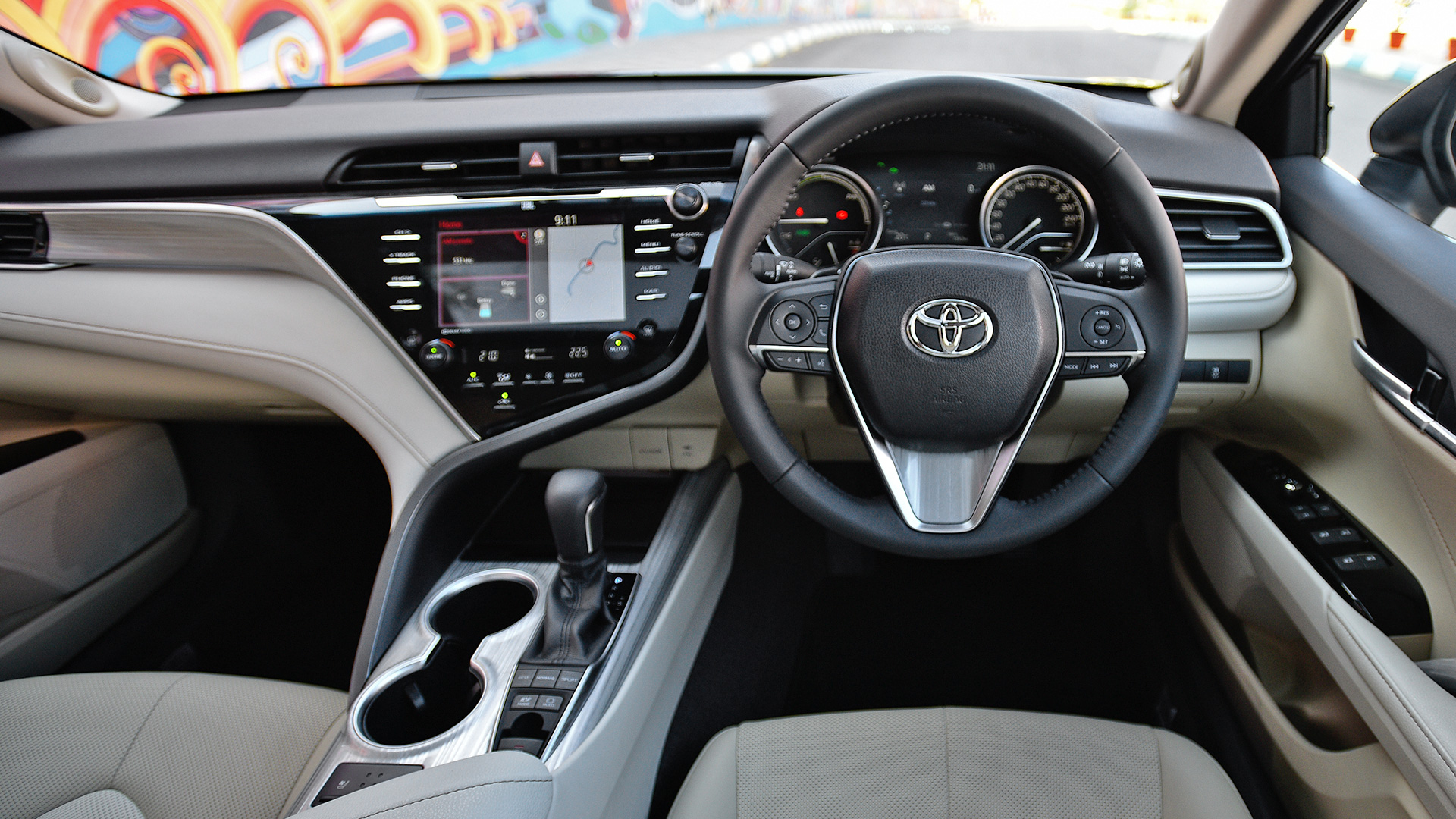 Toyota Camry 2019 Hybrid Interior Car Photos Overdrive