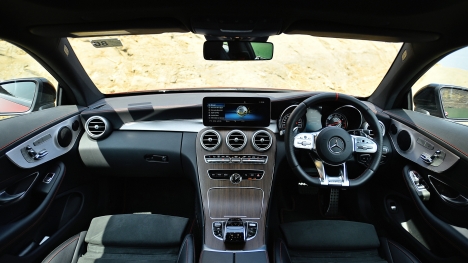 Mercedes benz C43 2019-AMG Coupe Interior