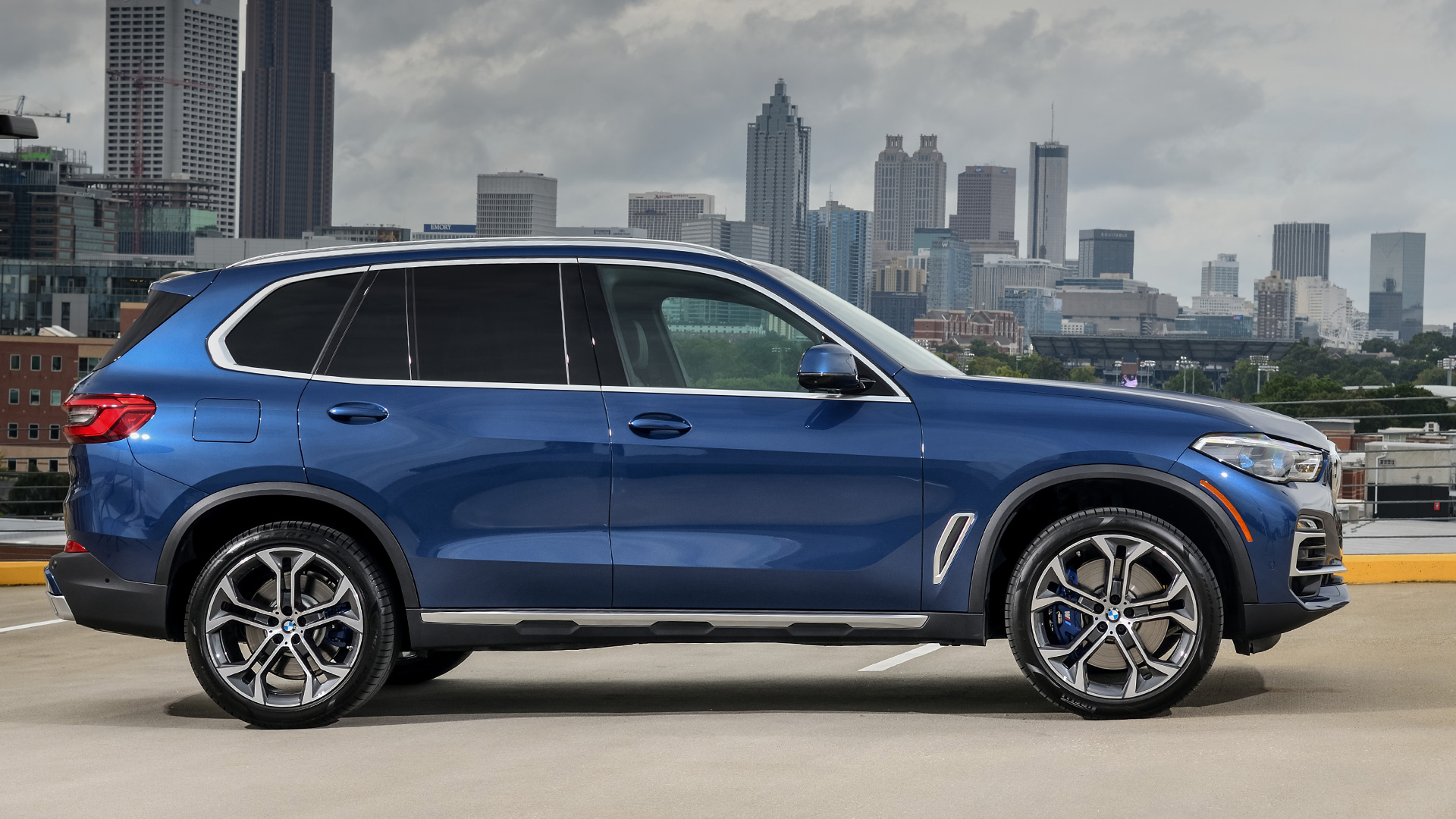 Modern Bmw X5 2019 Exterior for Large Space