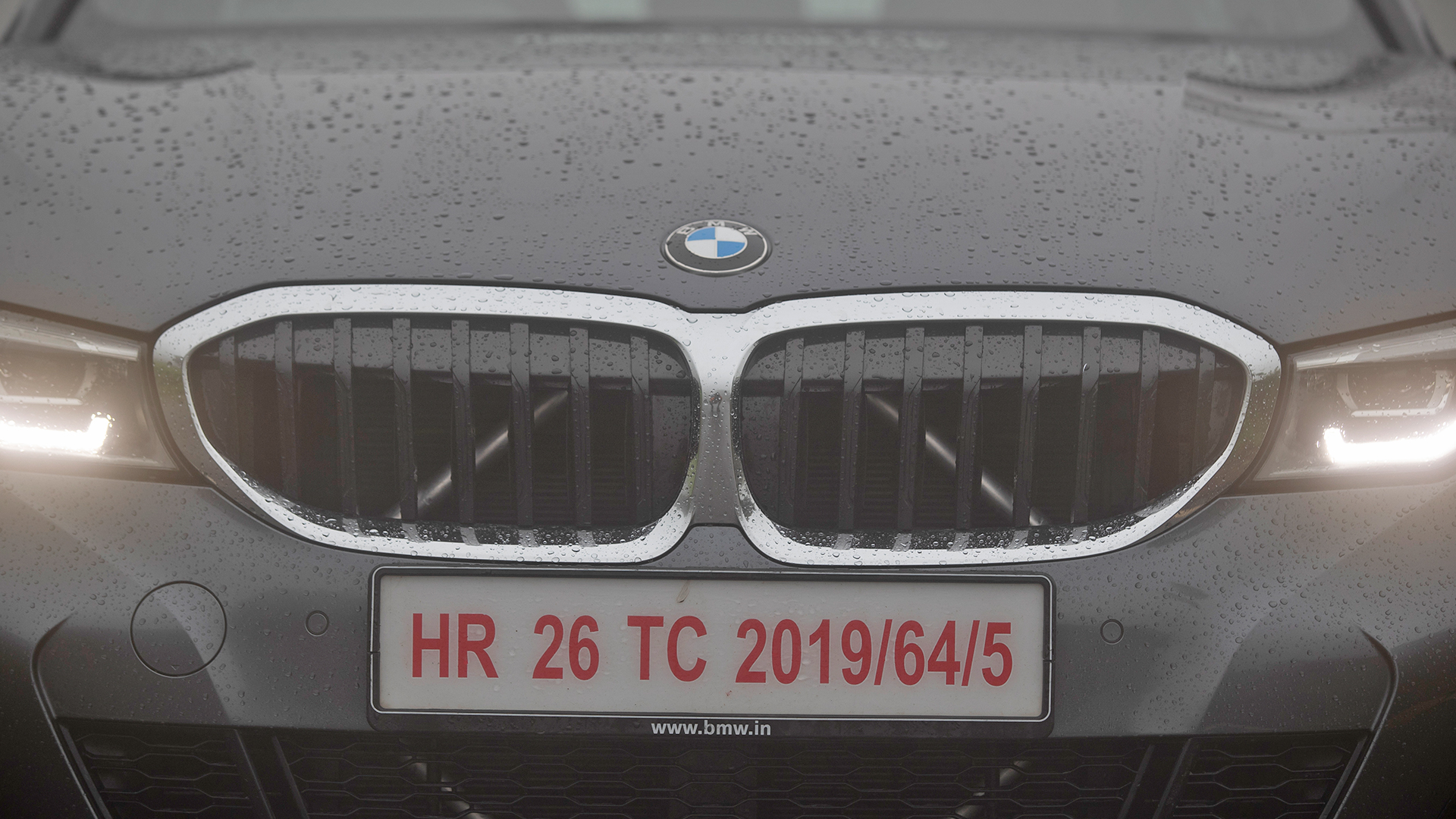 BMW 3 Series 2019 330i M Sport Exterior