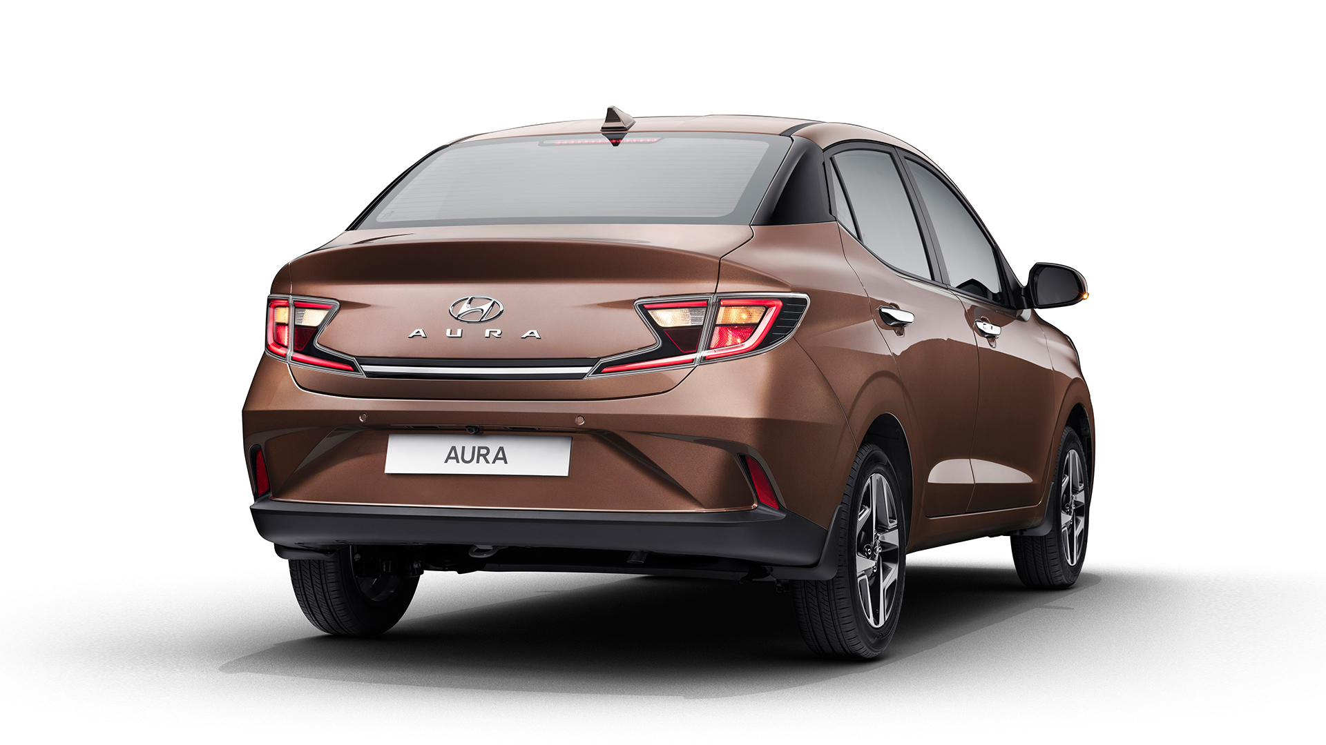 Hyundai aura 2020 1.2 ECOTORQ Diesel Exterior