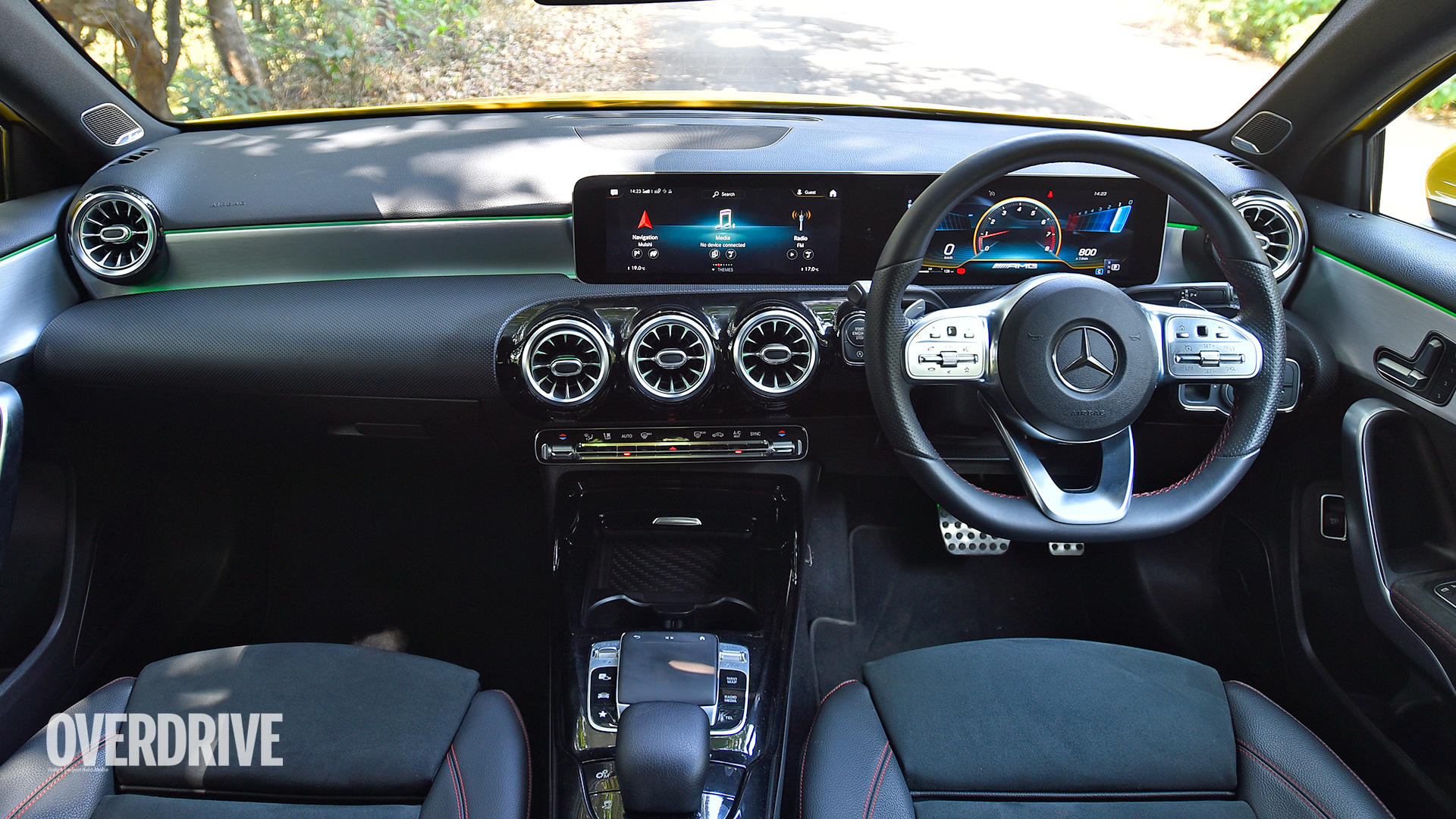 Mercedesbenz A 35 AMG 2021 STD Interior