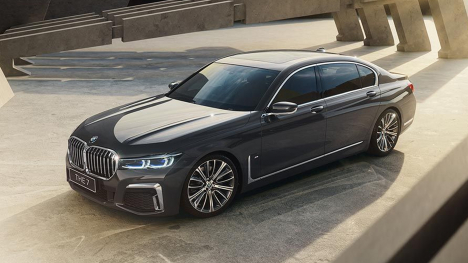 BMW 7 Series 2019 740Li Design Pure Excellence Signature