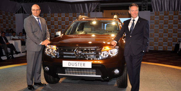Renault officials with the new Duster