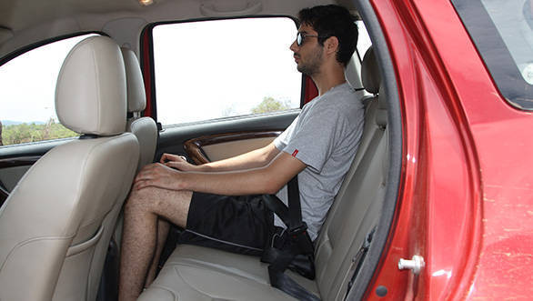 2013 Renault Duster in India rear seat space