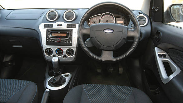 2013 Ford Figo interiors