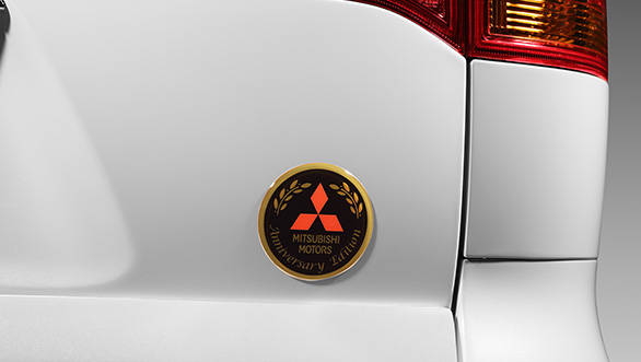 Mitsubishi-Pajero-Anniversary-sticker