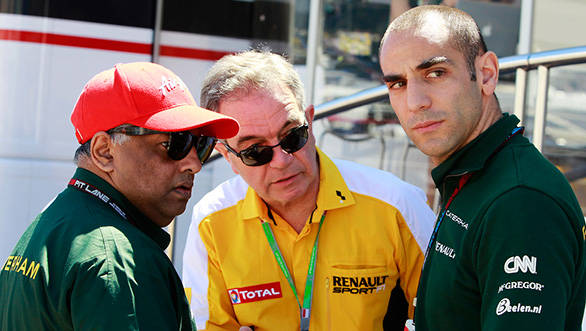 Fernandes (left) with the new manager of Caterham F1 Cyril Abiteboul (right)