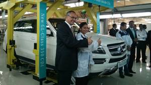 Mercedes-Benz India rolls out the locally-assembled GL 350 CDI