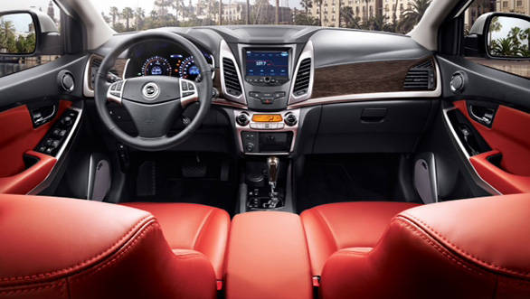 The compartment gets forced ventilation in the driver's seat cushion and backrest, 7-inch touch screen infotainment system and Smart key system