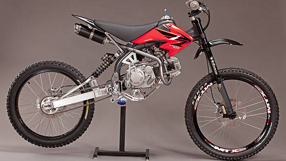 Motopeds are powered by 50-155cc Honda XR50/CRF50 engines and swingarms to a custom frame