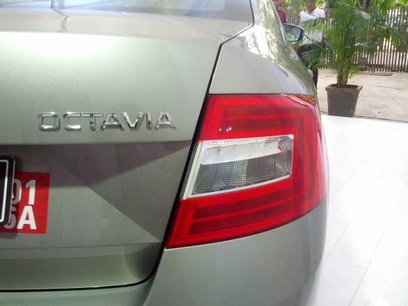 Skoda tail lamps