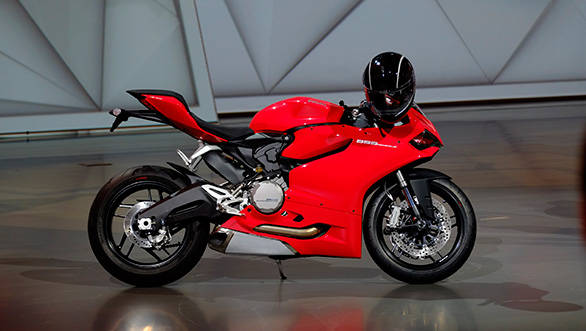 Frankfurt Auto Show 2013: Ducati 899 Panigale - Overdrive