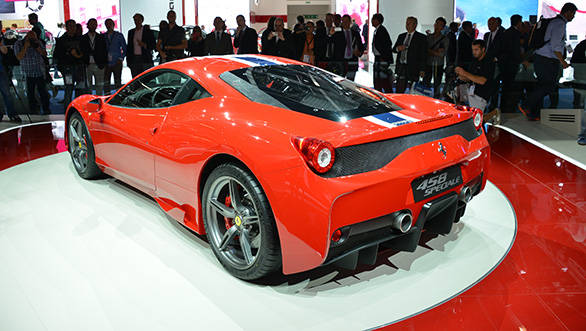 Ferrari-458-Speciale-3