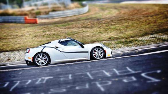 The new 4C is powered by a 1.7-litre turbocharged 4-cylinder engine that delivers 240PS and 350Nm of peak torque