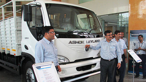 From left to right: Sandeep Agrawal, Head ICV vertical; Mr. Vinod K. Dasari, MD, Ashok Leyland and Dr. Venkat Srinivas, Head PD - Trucks
