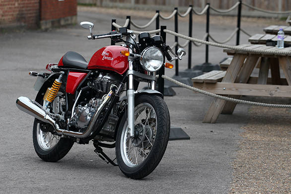 The Cafe Racer format is visually very interesting but is also going to be the crux of the matter when you start trying to decide whether to get a Continental GT for your garage or not.