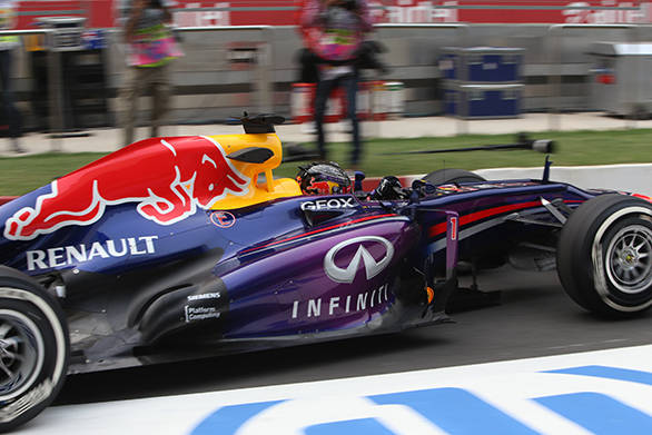 Vettel takes pole at the 2013 Indian Grand Prix
