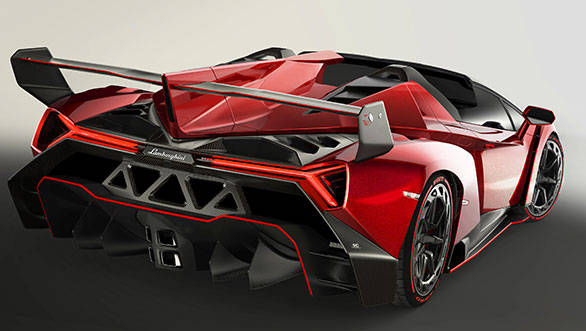 Veneno-Roadster_2