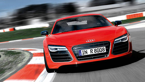 Play it right and both under and oversteer in the R8 can be dealt with, and enjoyed