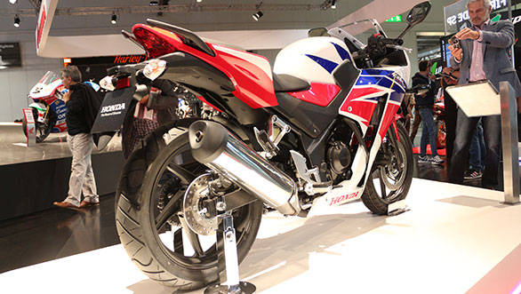 The 300 follows the same design lines as the CBR500R and now looks like a sharp little Fireblade