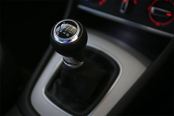 The 6-speed manual gearbox is a joy to use