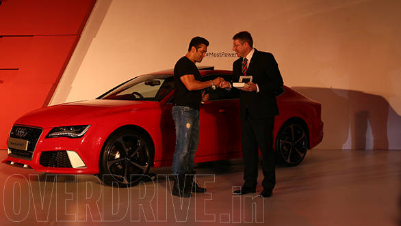 Joe King hands over the key to Salman Khan