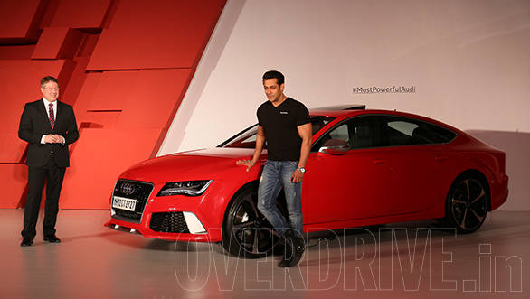 Salman poses with the RS 7