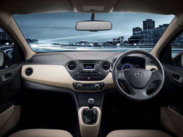 2014 Hyundai Xcent interiors