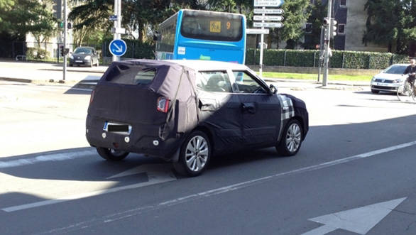 Ssangyong-XLV-spied-France-rear