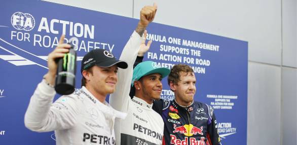 Lewis Hamilton takes pole for the 2014 Malaysia Grand Prix