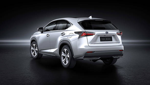 Lexus-NX 300h rear