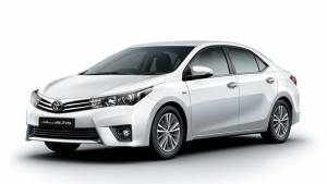 2014 Toyota Corolla Altis launched in India at Rs 11.99 lakh